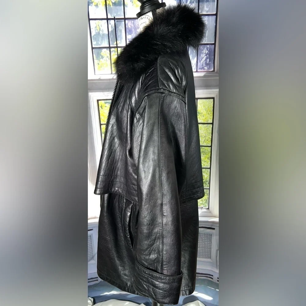 Vintage Black Leather Coat Fox Fur Trim Hood - Picture 2 of 6